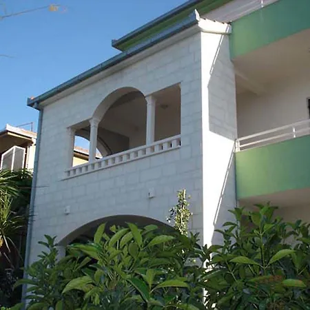 Apartment Olea *